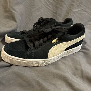 Puma Suede Classic Low Womens size 8.5 Sneaker soccer streetwear skatewear